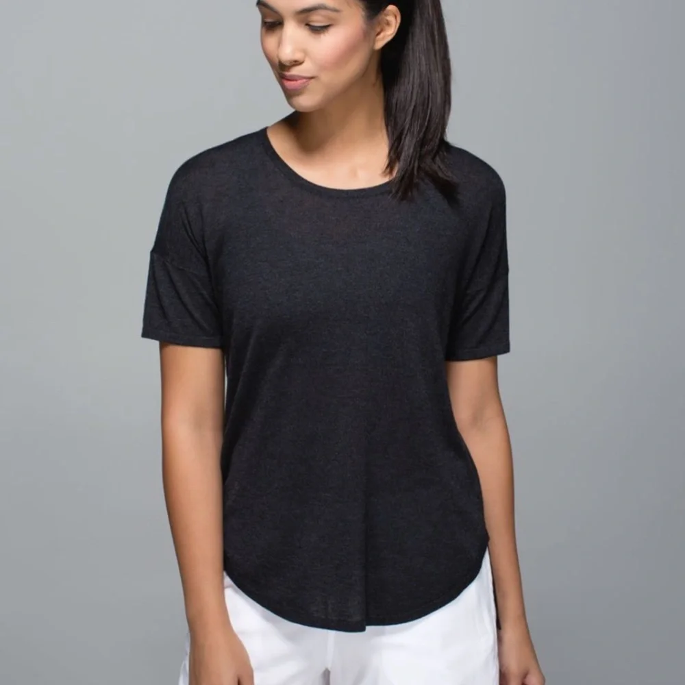 Lululemon Daya Knit Tee Women’s Heathered Black